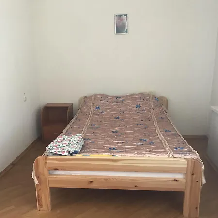 Hostel Universitetskaya *