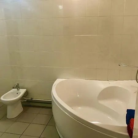 Hostel Universitetskaya *